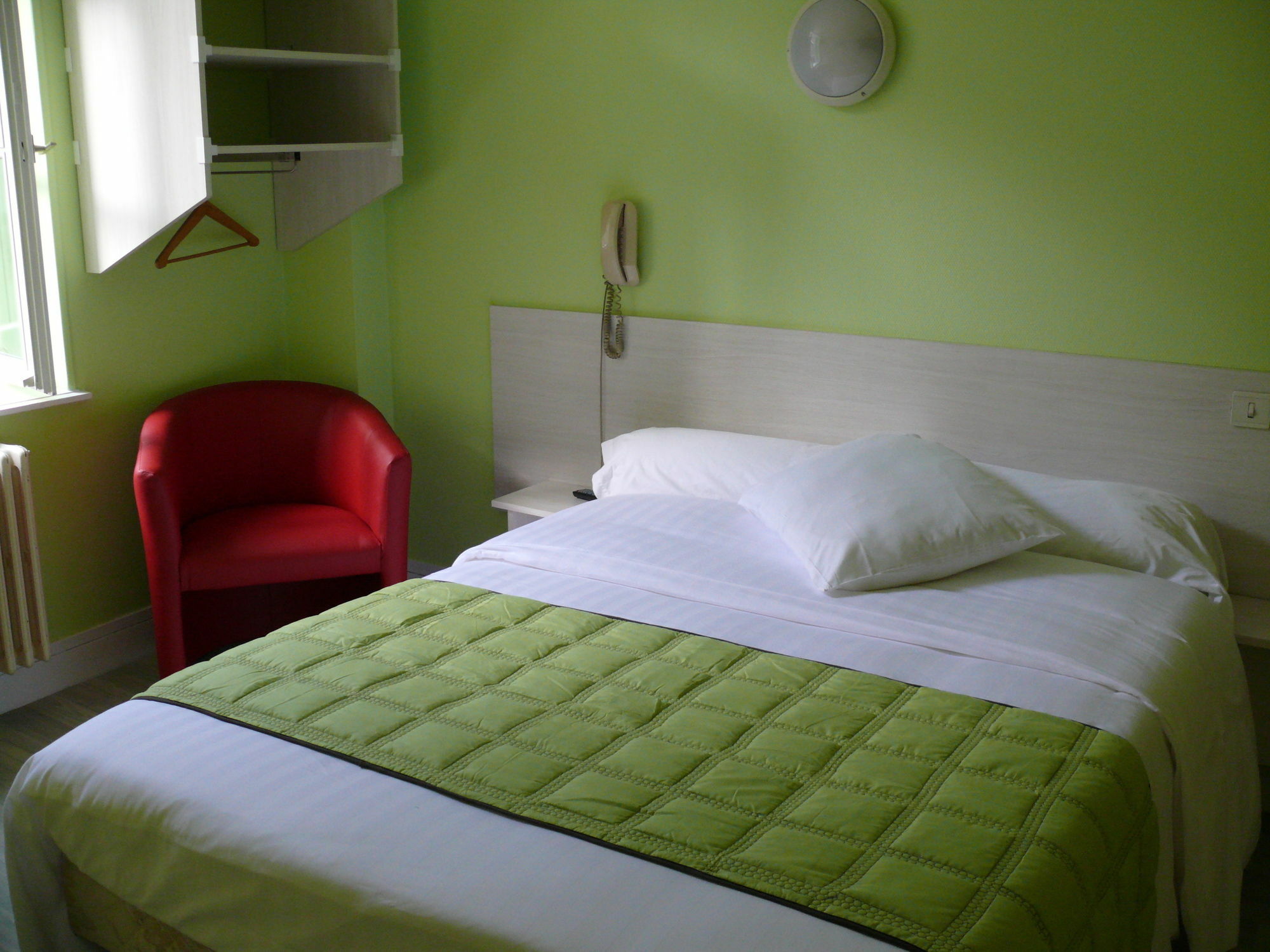 Hotel Bressan Du Xx° Siecle ブール・ガン・ブレス エクステリア 写真